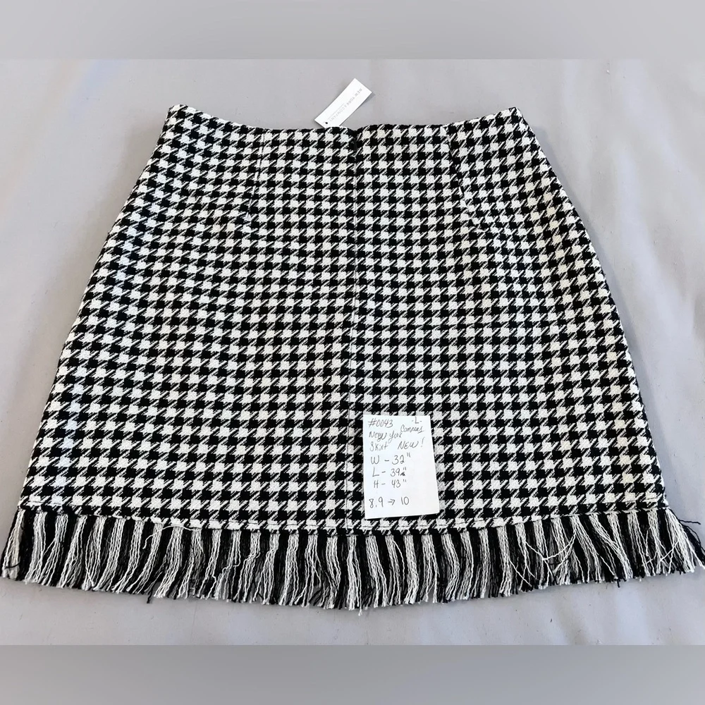 NWT! New York & Company Plaid‎ Black White Skirt Size Large Women’s